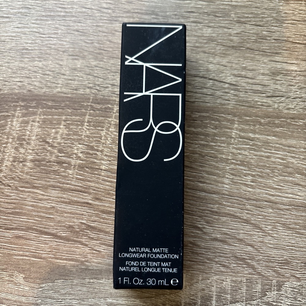NARS Natural Matte Longwear Coverage Foundation Light 1 Oslo 1 oz